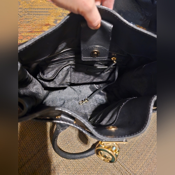 Michael Kors Hamilton Extra Large Saffiano leather EUC - Picture 7 of 16